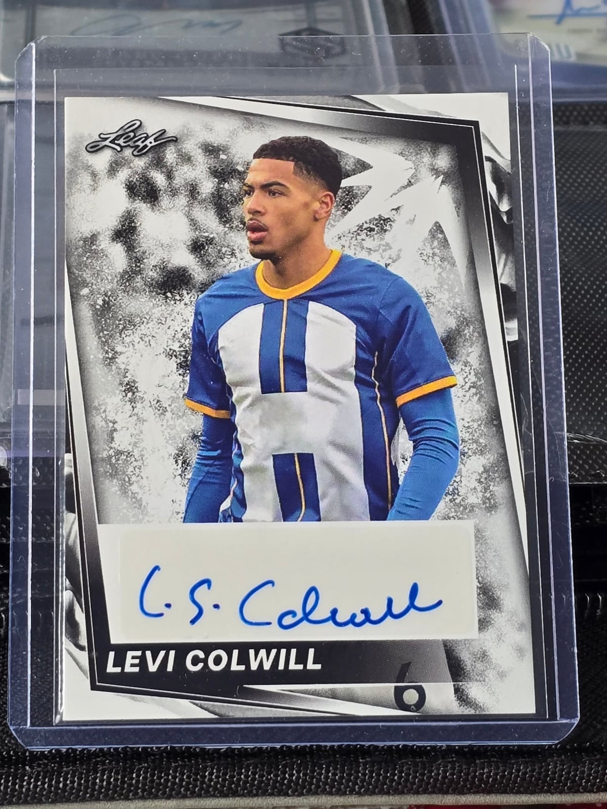 Levi Colwill – Vorderseite