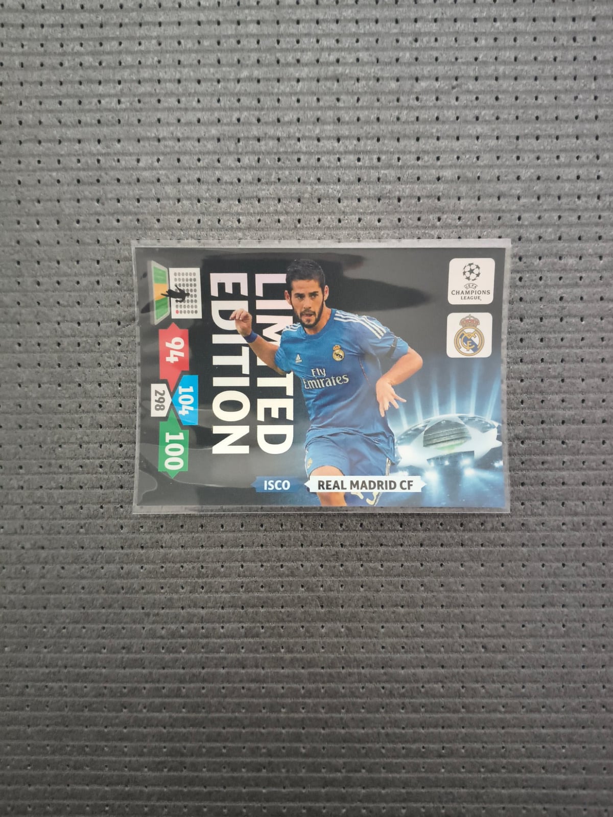 Isco – Vorderseite